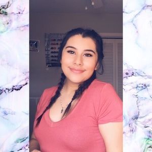 Meet your Posher, Jasmin